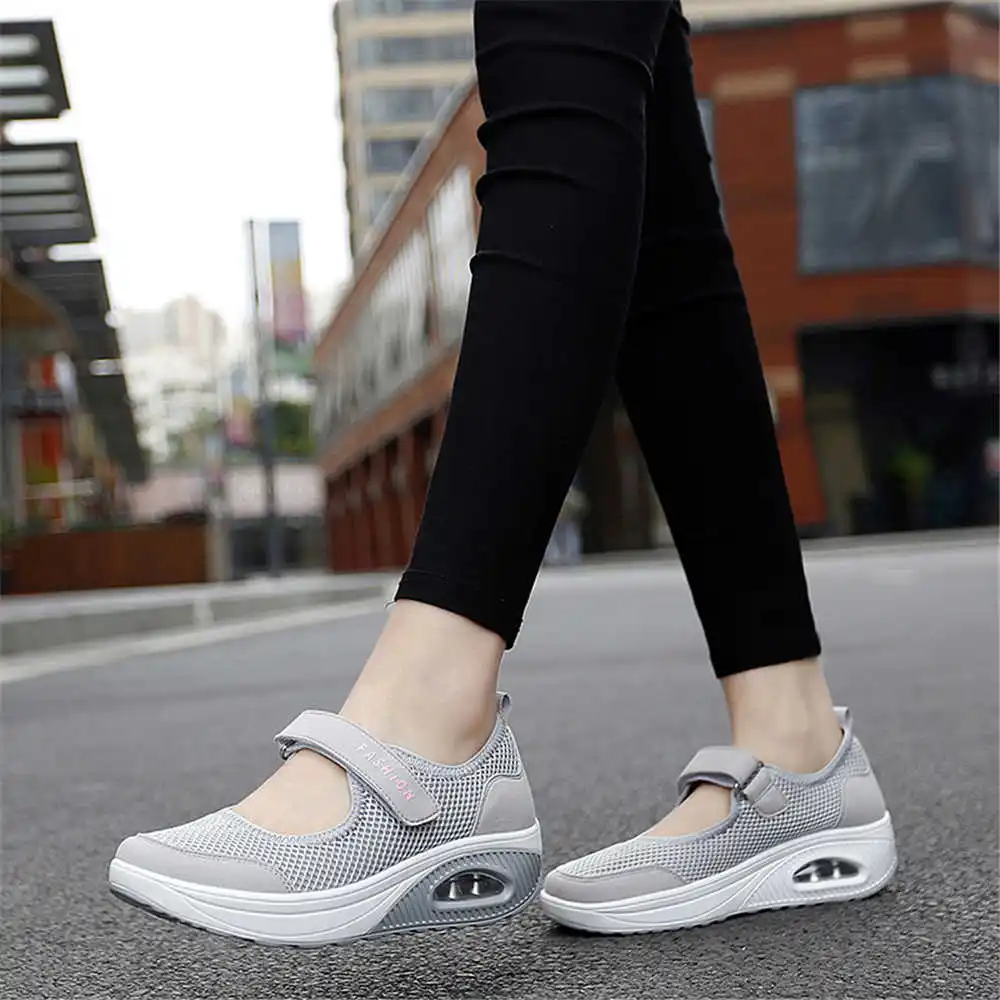 Streetwear Brand Name - 36-41 Demi-season Colored Sneakers Walking Skates